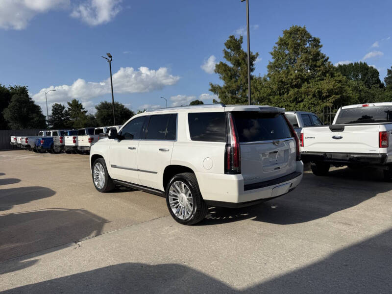 2017 Cadillac Escalade Platinum
