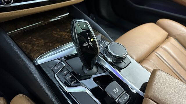 2019 BMW 5 Series 540i