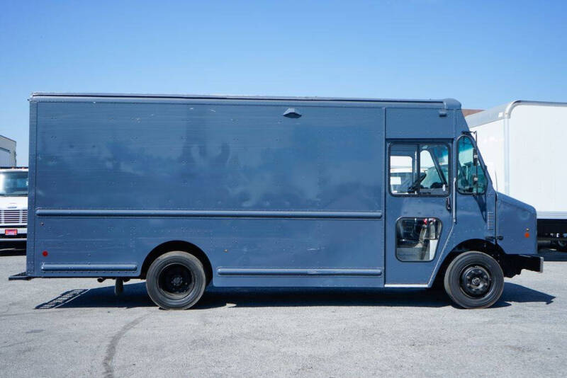 2020 Freightliner MT45 Chassis