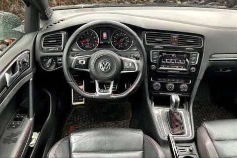 2015 Volkswagen Golf GTI S