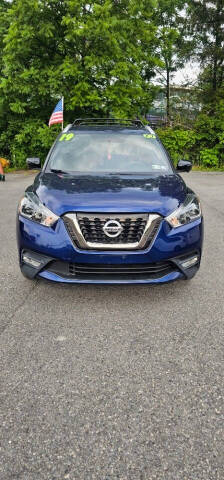 2019 Nissan Kicks SR