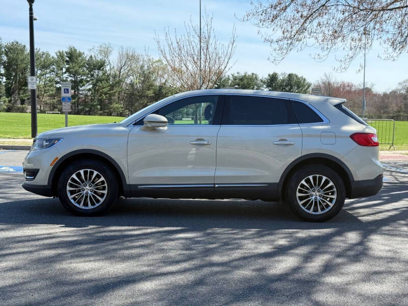 2016 Lincoln MKX Select