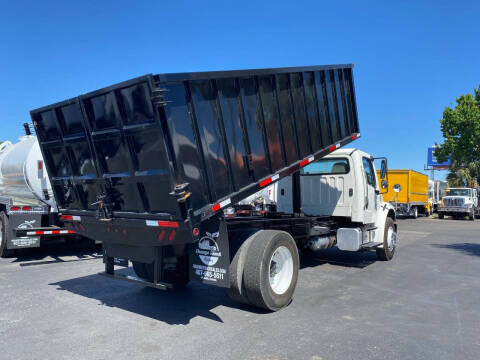 2020 Freightliner M2 106