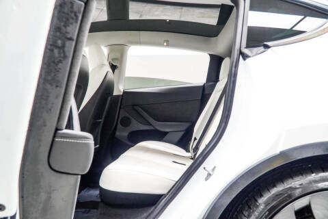 2023 Tesla Model Y Performance