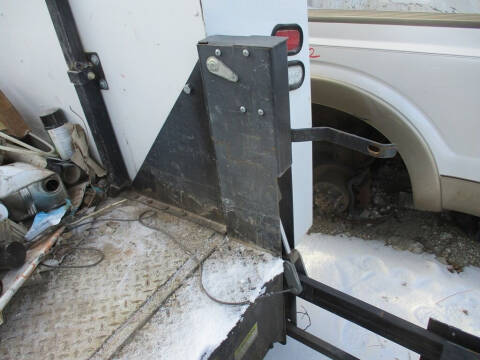 2016 Maxon Liftgate C2 Utility Box