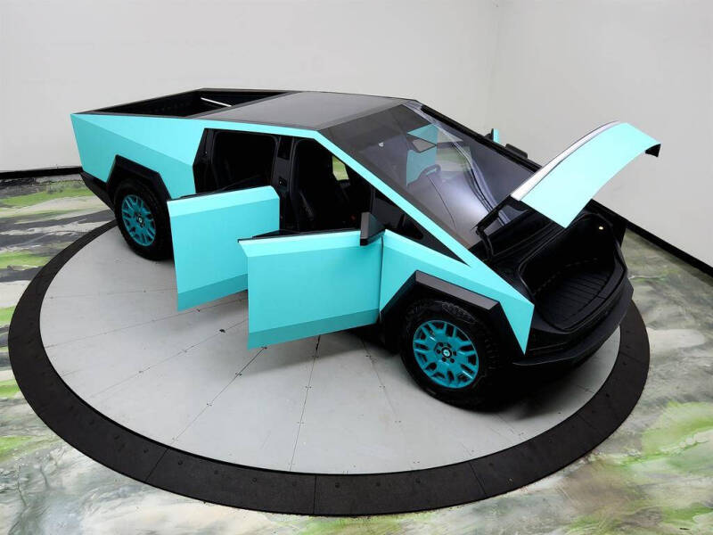 2024 Tesla Cybertruck