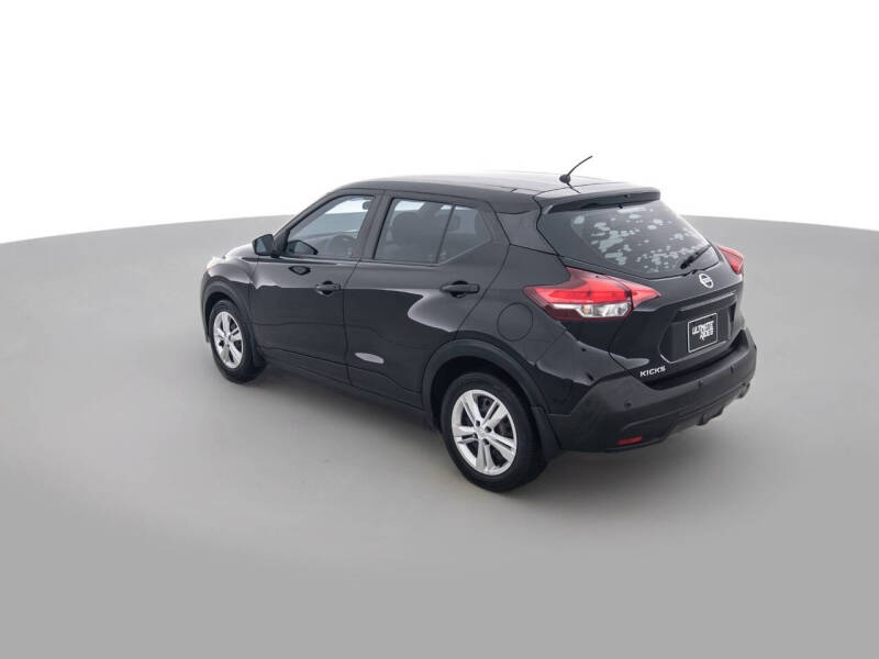 2020 Nissan Kicks S