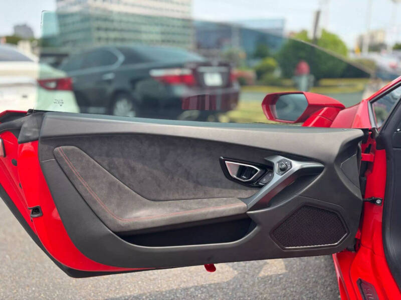 2016 Lamborghini Huracan LP 580-2