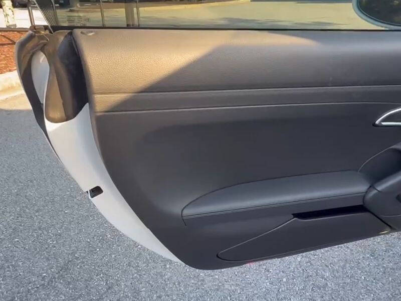 2024 Porsche 718 Cayman S