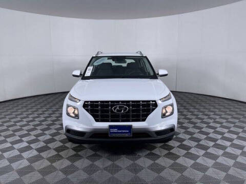 2022 Hyundai Venue SEL