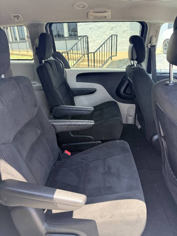 2015 Dodge Grand Caravan SXT Plus