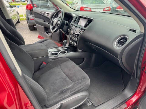 2014 Nissan Pathfinder SV