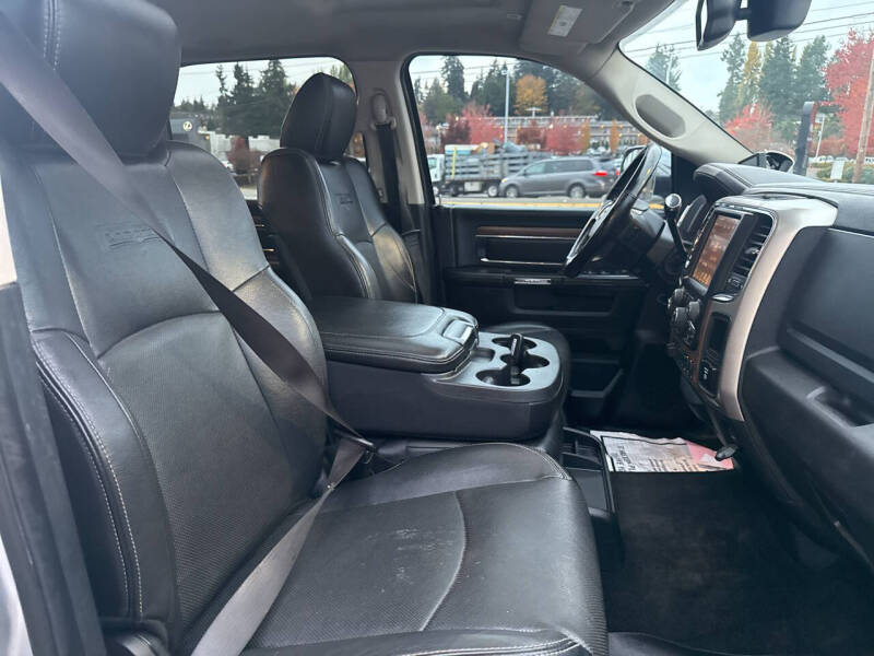 2017 RAM 3500 Laramie