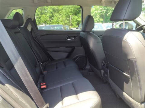 2024 Nissan Rogue SL