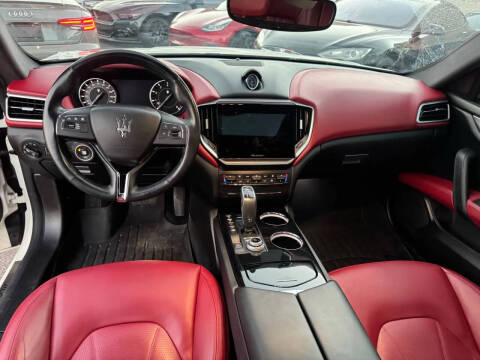 2021 Maserati Ghibli GranLusso