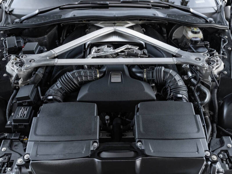 2021 Aston Martin Vantage