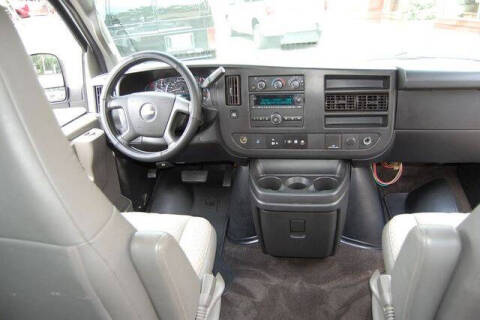 2017 Chevrolet Express LT 3500