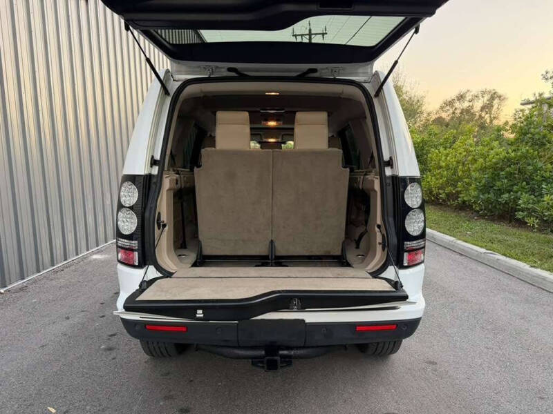 2015 Land Rover LR4 HSE