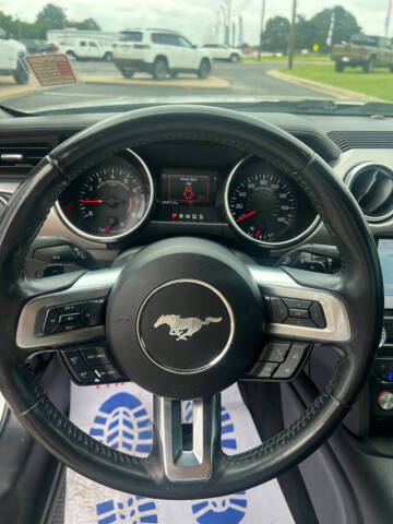 2020 Ford Mustang EcoBoost
