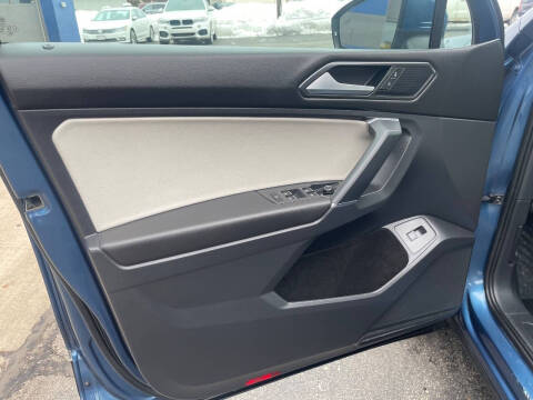 2018 Volkswagen Tiguan 2.0T SEL 4Motion