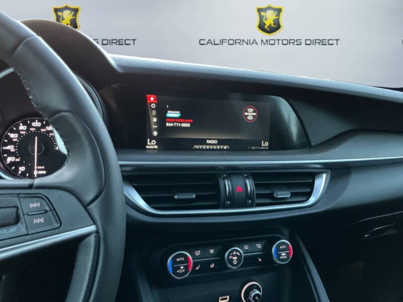 2018 Alfa Romeo Stelvio Ti Sport