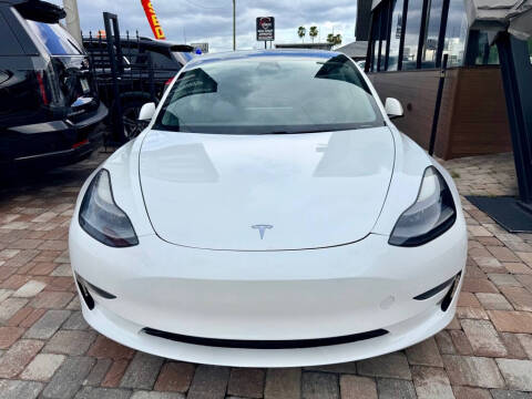 2021 Tesla Model 3 Standard Range Plus