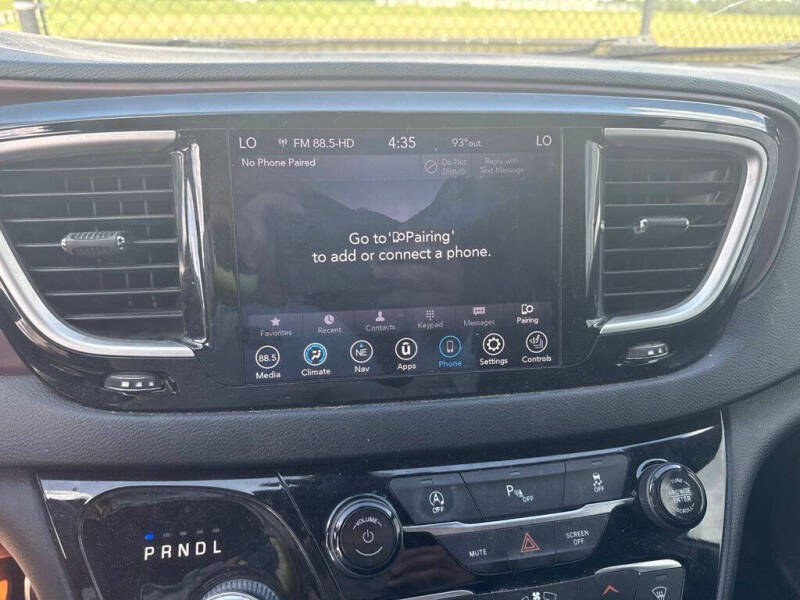 2020 Chrysler Pacifica Touring L