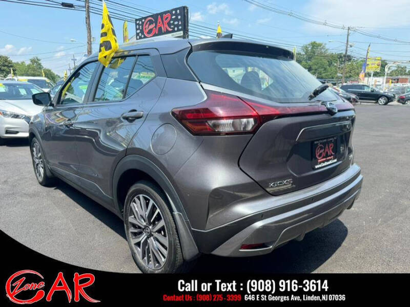 2021 Nissan Kicks SV