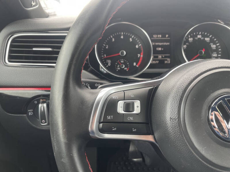 2015 Volkswagen Jetta GLI SE