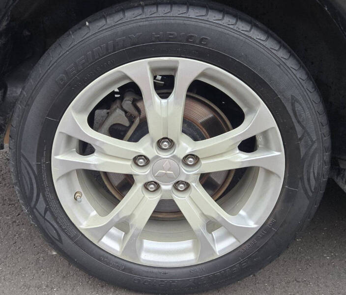 2015 Mitsubishi Outlander SE