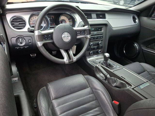 2011 Ford Mustang GT Premium