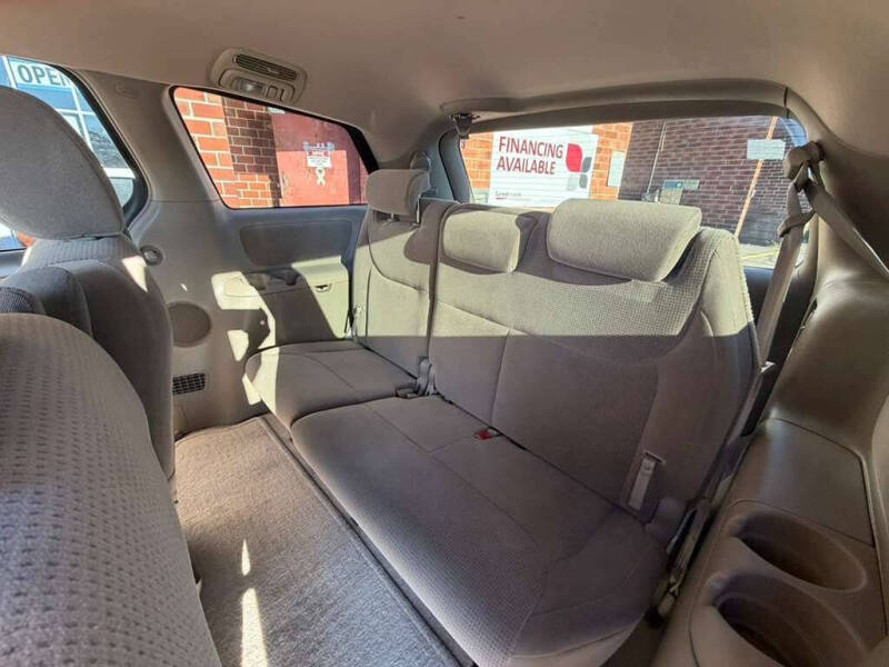 2005 Toyota Sienna CE 7 Passenger