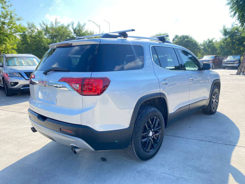 2019 GMC Acadia SLT-1