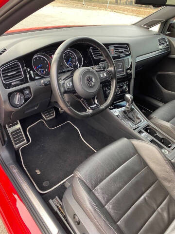 2016 Volkswagen Golf R 4Motion