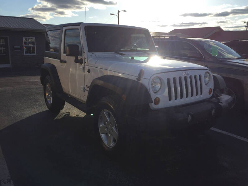 2013 Jeep Wrangler Sport photo 2