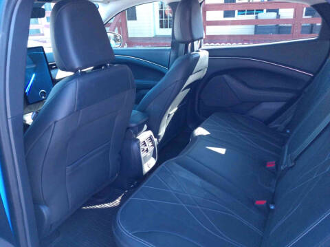 2024 Ford Mustang Mach-E Select