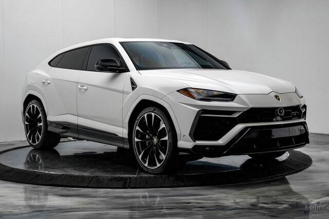 2022 Lamborghini Urus