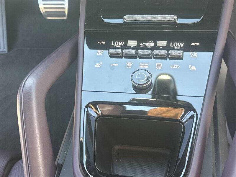 2024 Porsche Cayenne S Coupe