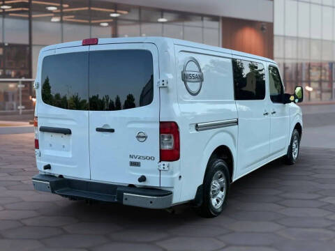2012 Nissan NV