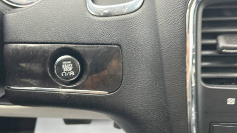 2015 Chrysler Town and Country Touring-L