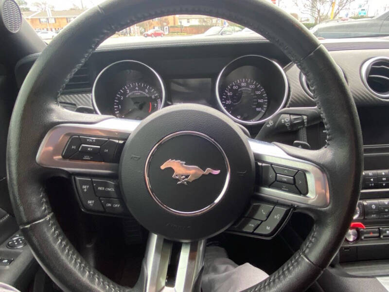 2019 Ford Mustang EcoBoost