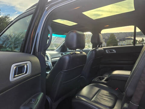 2014 Ford Explorer Sport