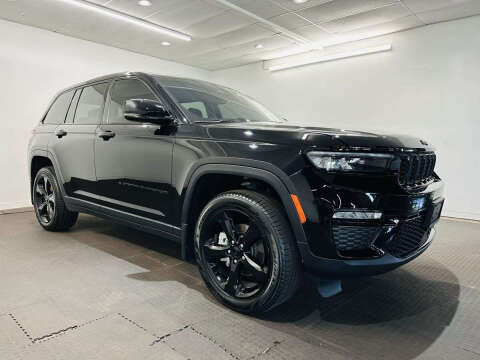 2023 Jeep Grand Cherokee for sale at Champagne Motor Car Company in Willimantic CT