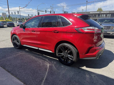 2022 Ford Edge ST