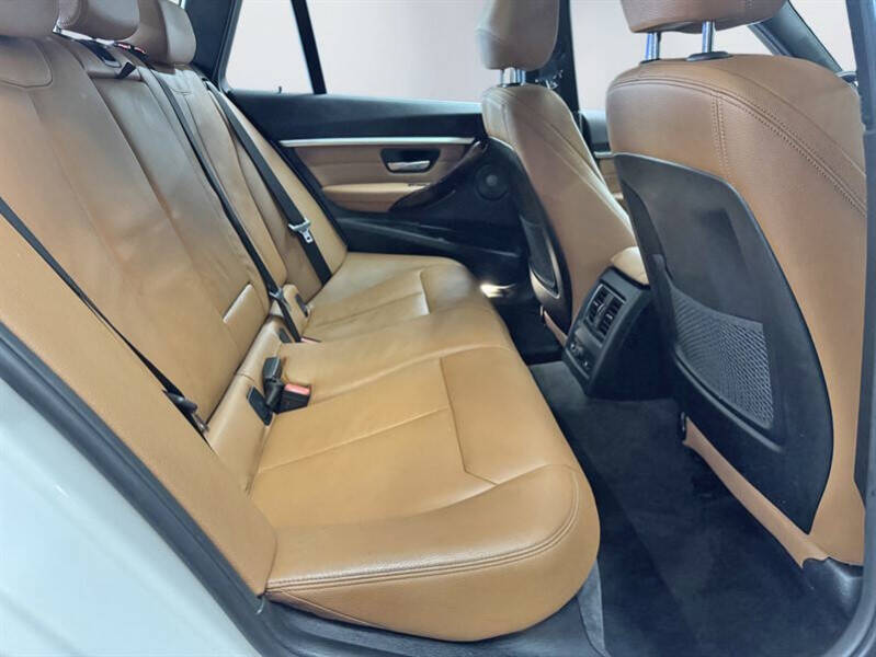 2016 BMW 3 Series 328i xDrive