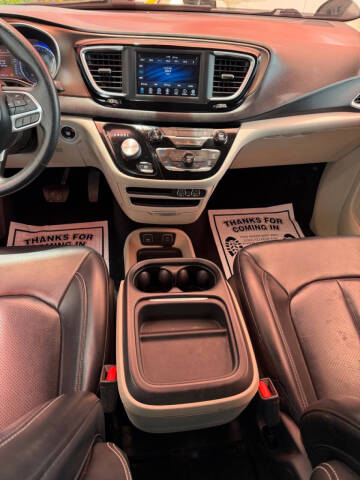 2021 Chrysler Voyager LXi