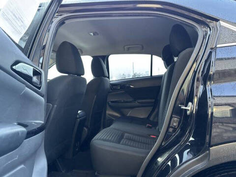 2022 Mitsubishi Eclipse Cross LE