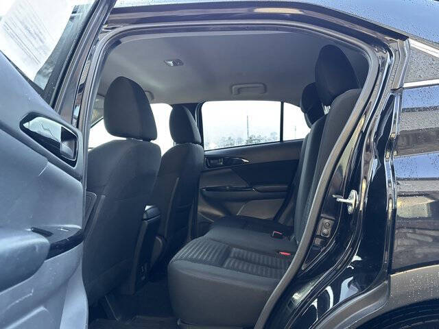 2022 Mitsubishi Eclipse Cross LE