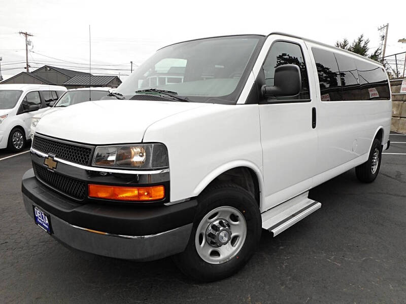 2016 Chevrolet Express LT 3500