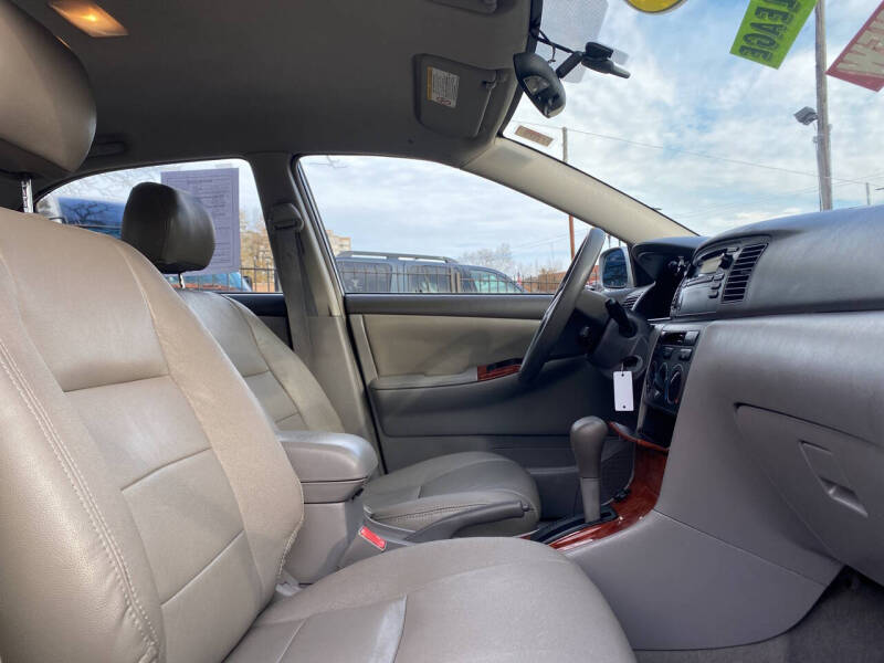 2003 Toyota Corolla LE